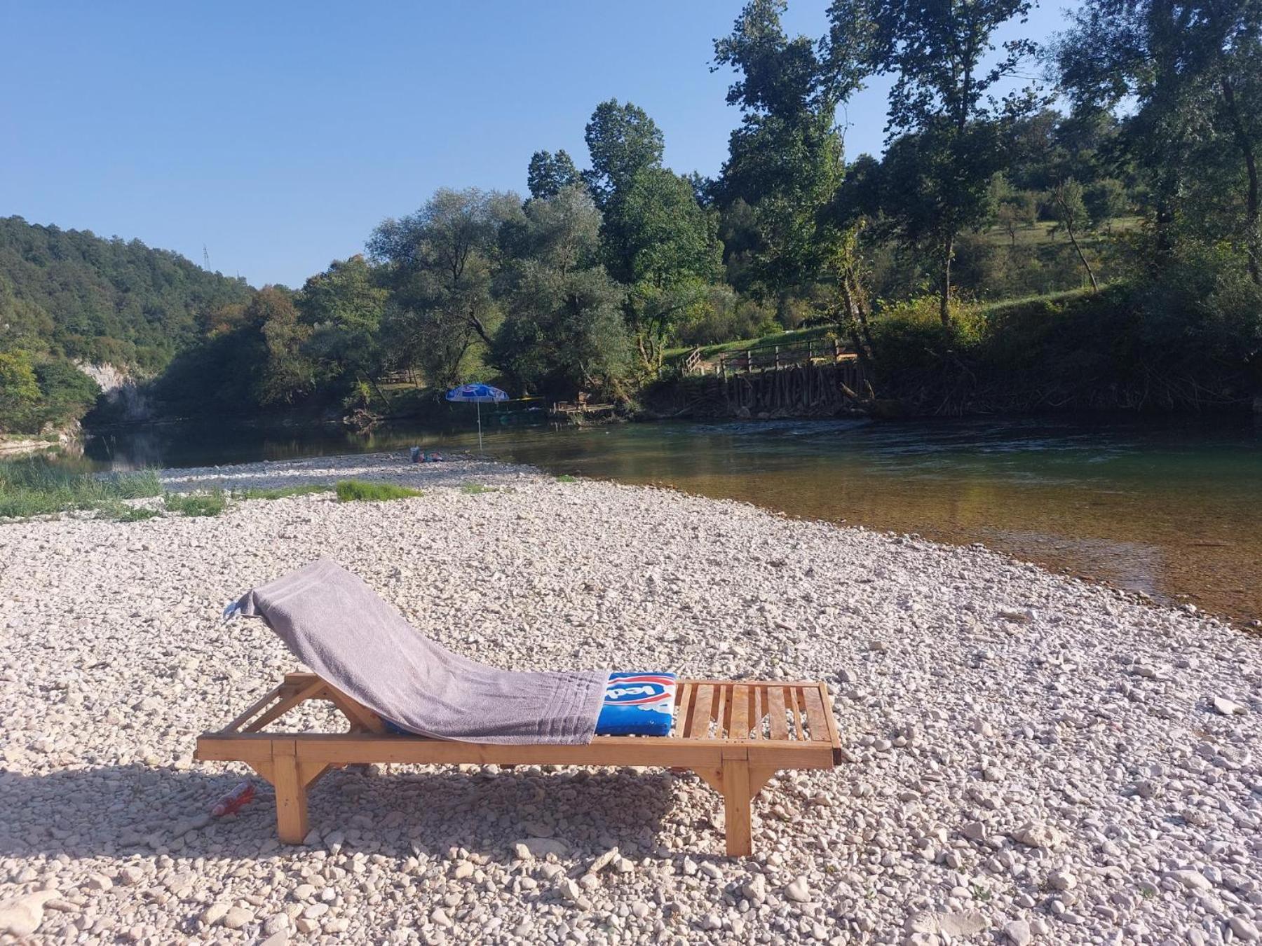 Apartamento Oaza Deli Kulen Vakuf Habitación foto